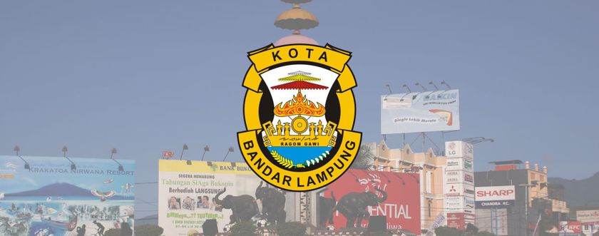 Bundaran Adipura dan Logo Kota Bandar Lampung